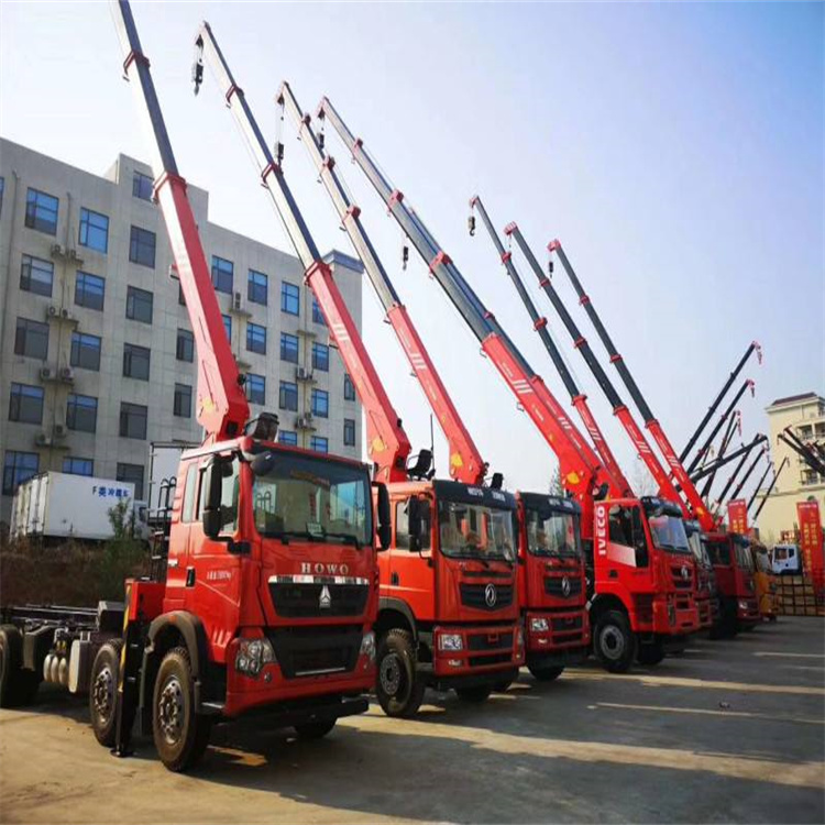 巩义租专业吊车电话