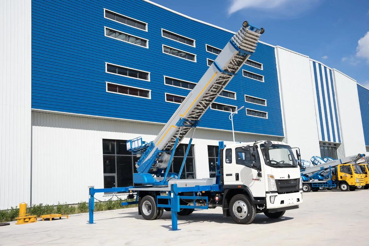 巩义小型云梯车上料车租赁多少钱