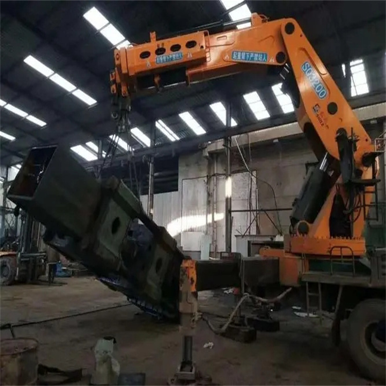 巩义130吨折臂吊车出租吊机租赁附近电话